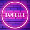 dani.cee2