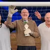 johnswalkingfootball