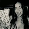 millaaxsq