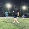 сара.