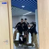 q4xiw_