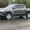 hilux_negro