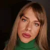En femme 79