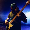 jerry_plays_bass
