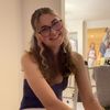 hollyjpez