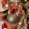 Holiday Nails & Vibes