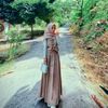 aly_shy.2