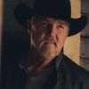 traceadkins_backupage