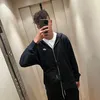 1ukaxik_