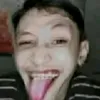 whos_claudss