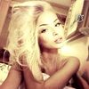 dumbblondeririiii