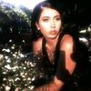 jasminslaying1
