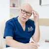 Bác Huân Hóm Hỉnh