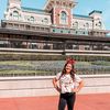ashleydoesdisneydeluxe