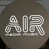 ariloffichill26_06