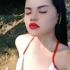 redlipsgirlie2005