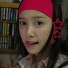 i munch on strawberries