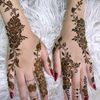 ايات صديق