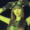 lisa_lily_queen