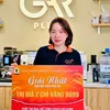 CHỊ GIÁO DẠY PHA CHẾ