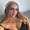 IG @anastasiaalessixofficial