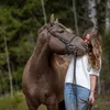 eq.jadeest