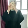 user2035606939324