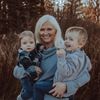 lizziejoy_farm_mom
