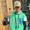 user1821437046154