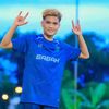 Win Theingi Tun fan girl⚽