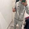 h_d7771