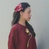 Jolie bận xinh