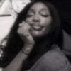 yourgirll_naee