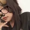 lily_hangs