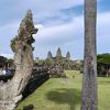 green.angkor.holi