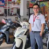 Anh Hùng bán xe
