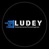 L U D E Y
