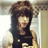 _fallinginreverse_1fan