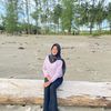 ratn_adewi111