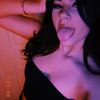 ur.fav.brunette790