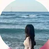 𝐓