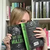 claires.books_