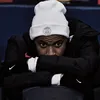 ￼