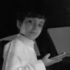 𝐅..