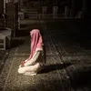 عَ