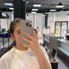nezhvedinova_li