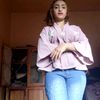 مجنونه بس حنونه