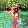 alexissss_20