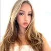 mo_rena07