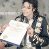 mj ᵕ̈